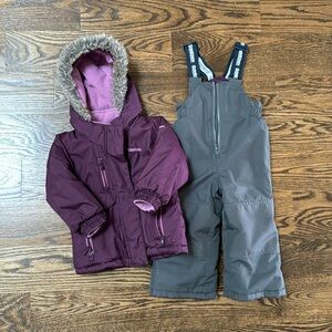 Oshkosh snow suit - 4 piece size 2T